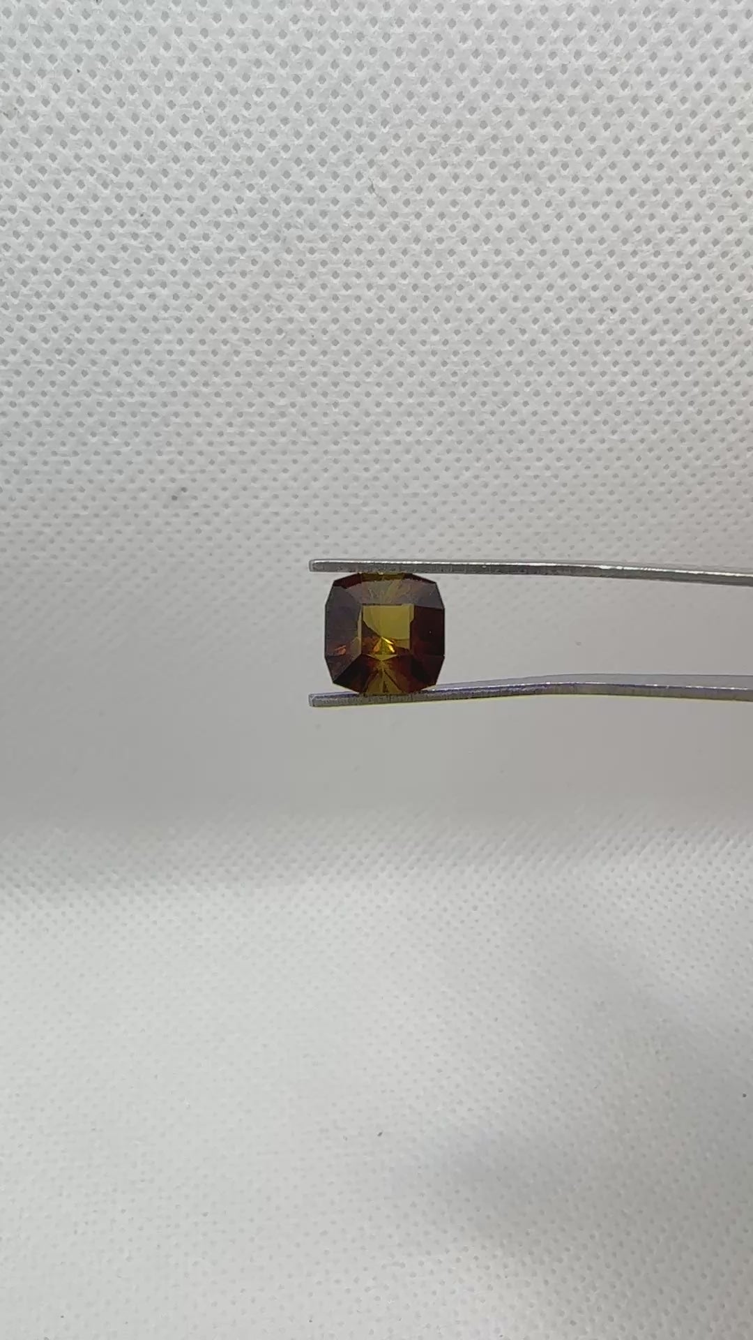 3.38 carat natural dravite tourmaline