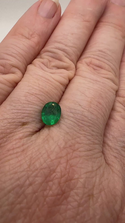 Natural emerald approx 1.2 carat - swat region